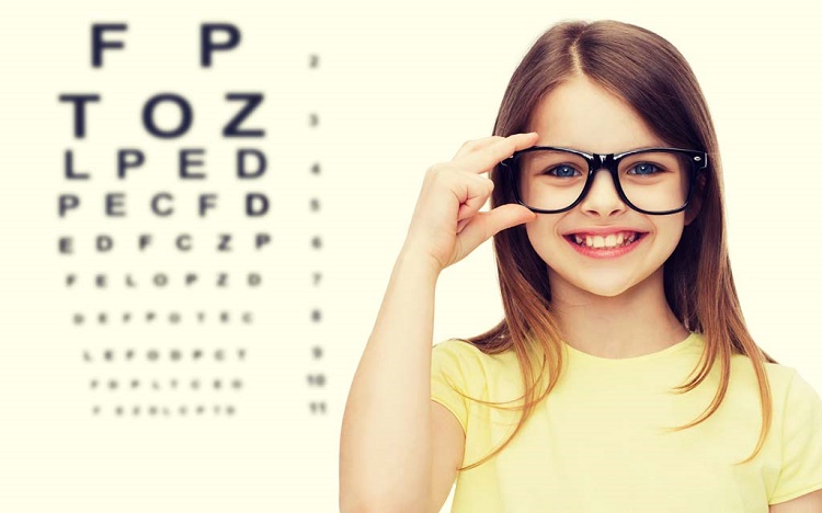 عوامل بروز مشکلات بینایی در کودک